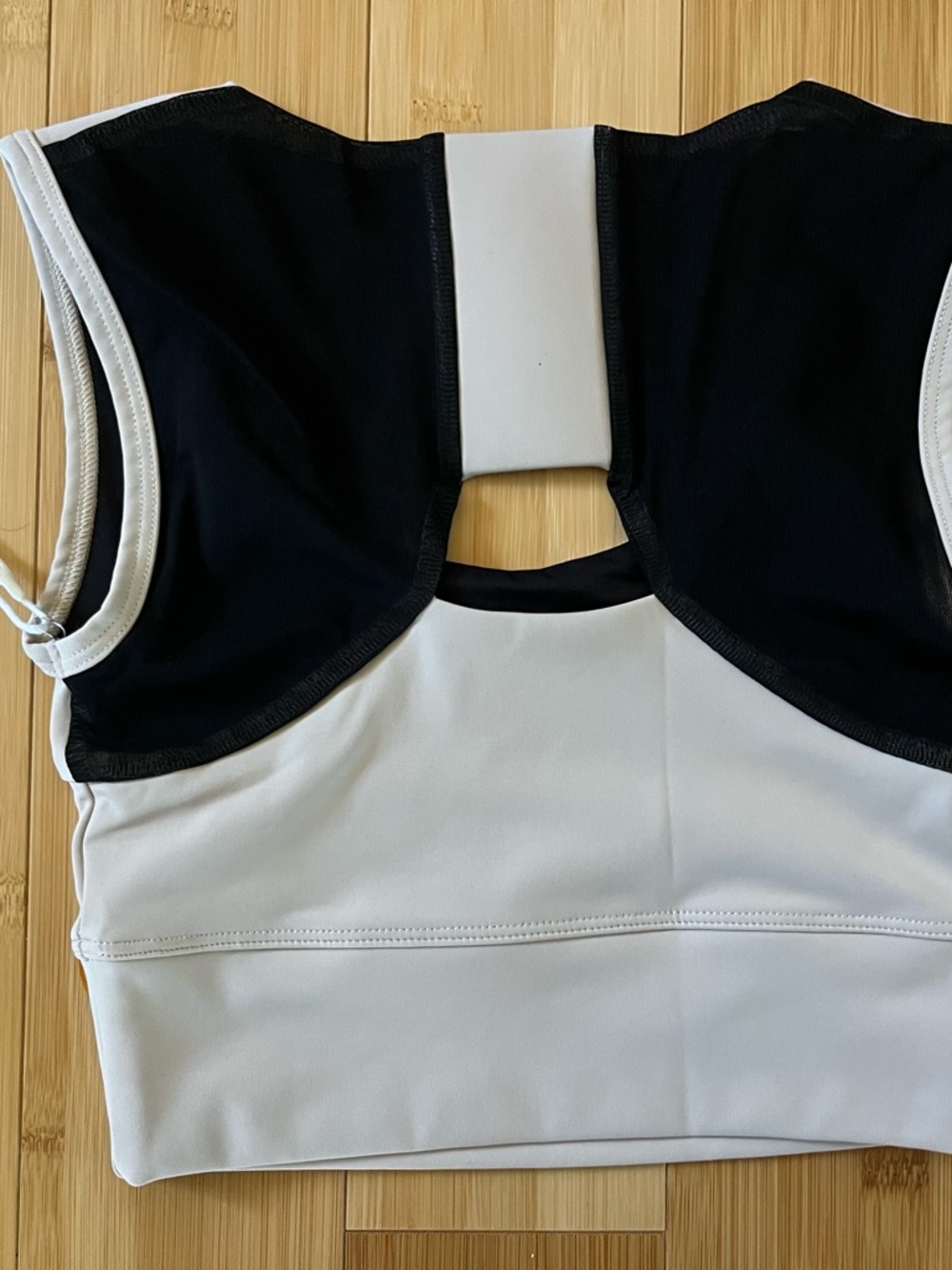 Forme Ecru Power Sports Bra XS NWT - Picture 2 of 8